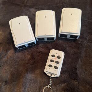 Set of 3 Smart Plugs & remote Intertek LED